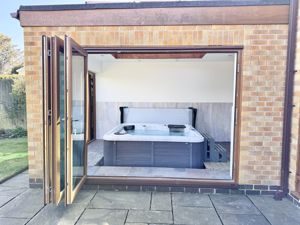 Photo 11- click for photo gallery